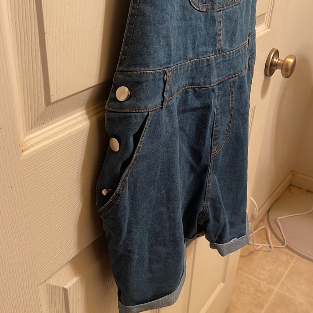 Short Overalls - Picture 3 of 3